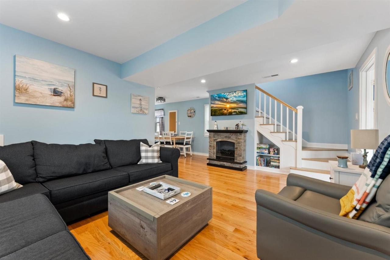 Newly Renovated 4 Bedroom Home Only 2 Blocks From The Beach! وايلدوود المظهر الخارجي الصورة