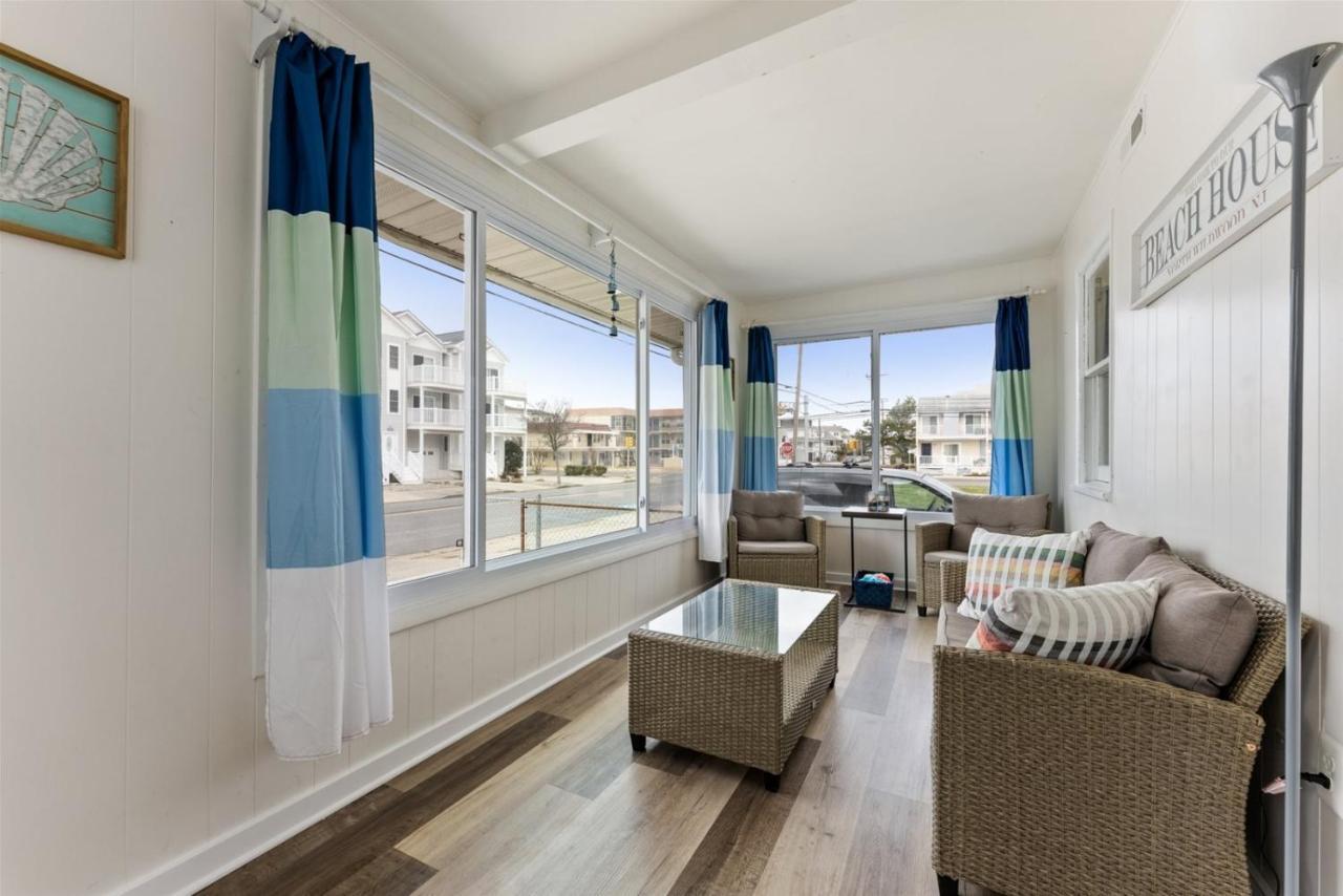 Newly Renovated 4 Bedroom Home Only 2 Blocks From The Beach! وايلدوود المظهر الخارجي الصورة