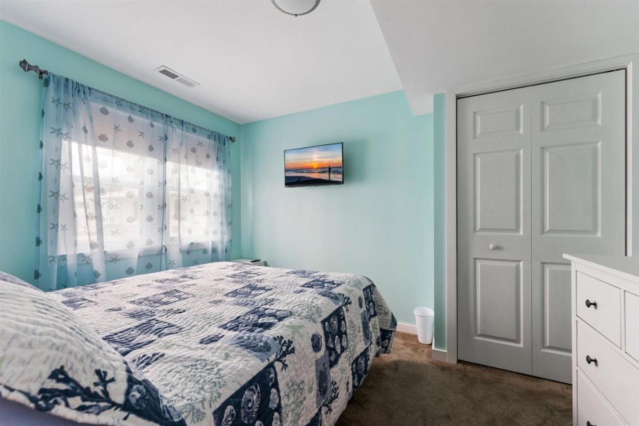 Newly Renovated 4 Bedroom Home Only 2 Blocks From The Beach! وايلدوود المظهر الخارجي الصورة